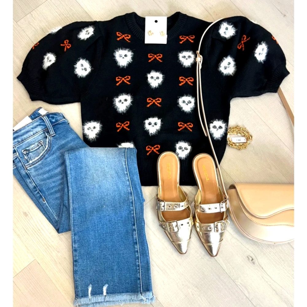 NEW skulls & bows fuzzy crop sweater Small